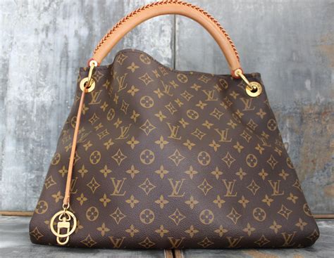 louis vuitton artsy bags 2012